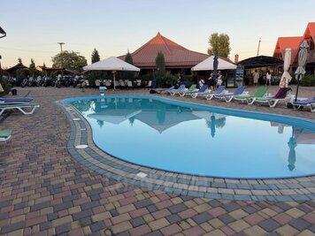 Банний комплекс AKVALIS відгуки, лазня/сауна Одеса Іллічівський район м. Одеса, с. Бурлача Балка, вул. Єсеніна, 2, фото, адреса з картою проїзду.